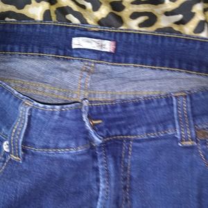 womens Levi size 22W jeans in great shape